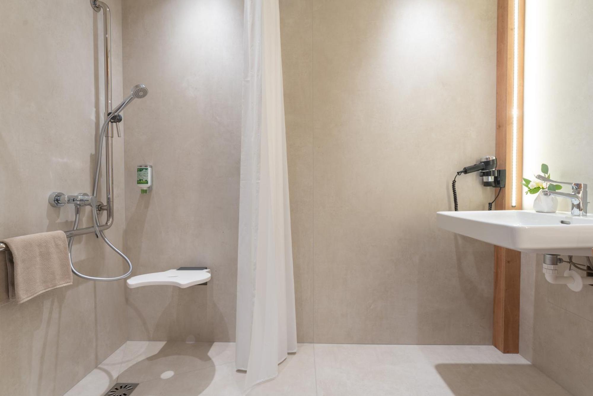 Eee Hotel Eberstalzell Kültér fotó